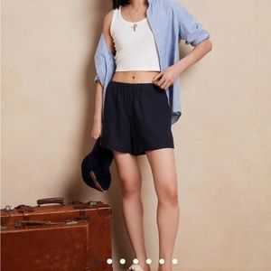 Linen blend banana shorts